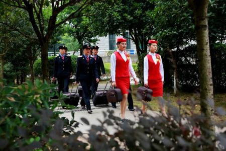 重庆能读城市轨道交通专业的中职学校名单