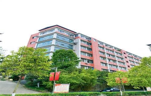 重庆市新渝技工学校全面介绍